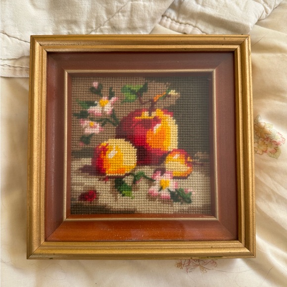 Set of 4 embroidery pictures - Picture 1 of 6